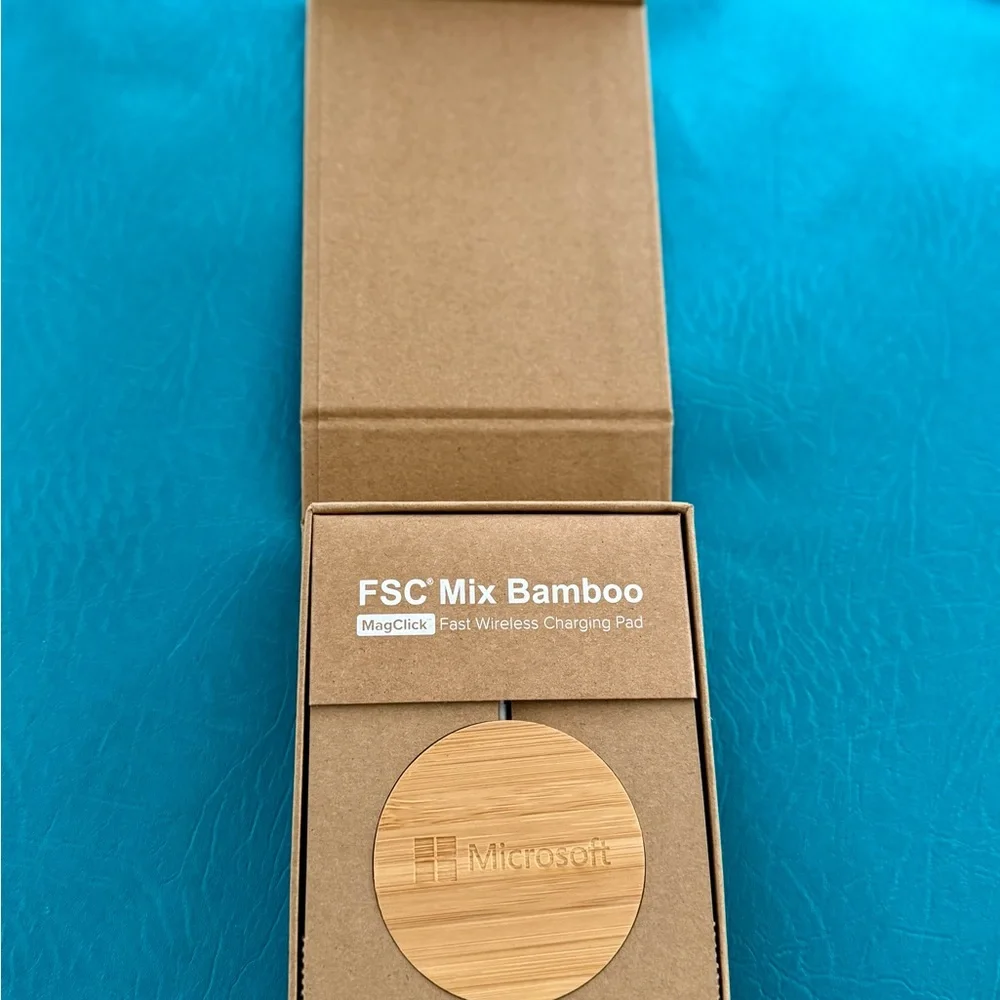 Microsoft Bamboo Fast Wireless Charger